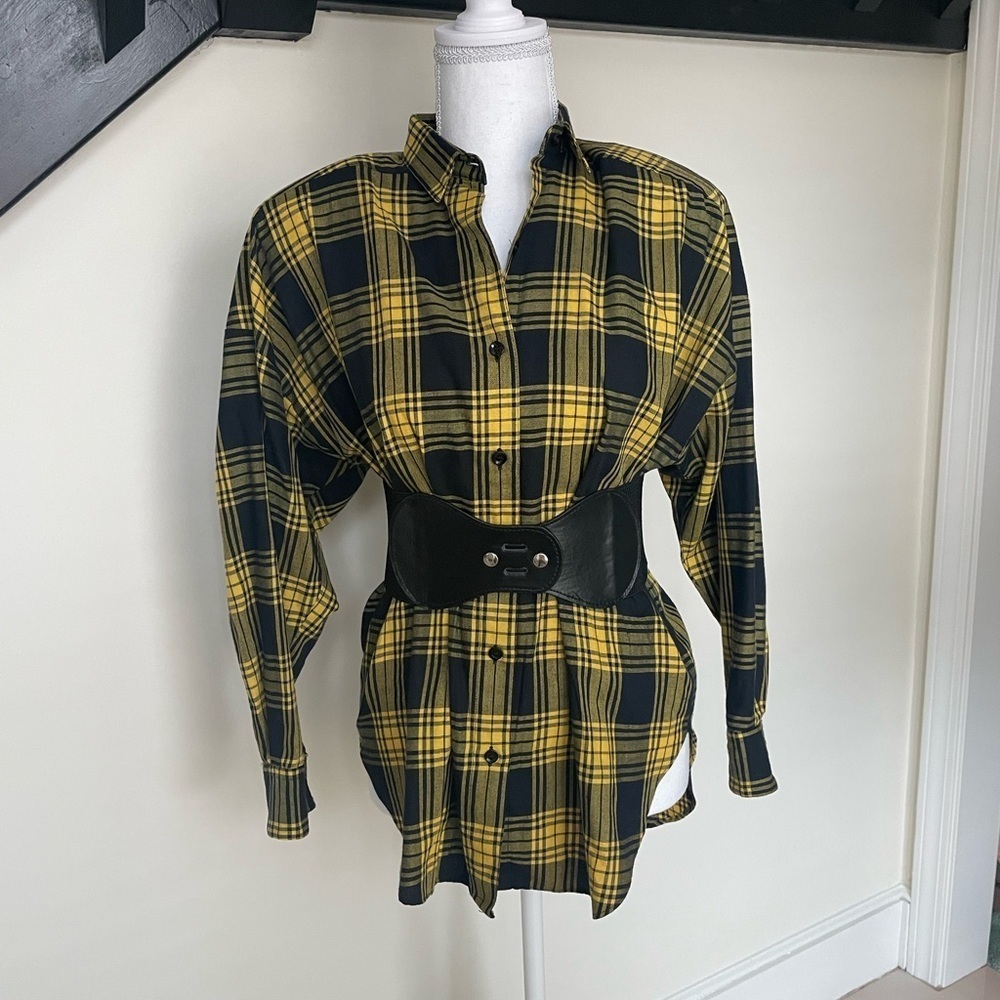 Colors by Brooks Yellow & Black Plaid Vintage Button Down With Belt. Y2K